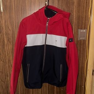 Tommy Hilfiger Men's Lightweight Water Resistant Breathable Hooded Jacket